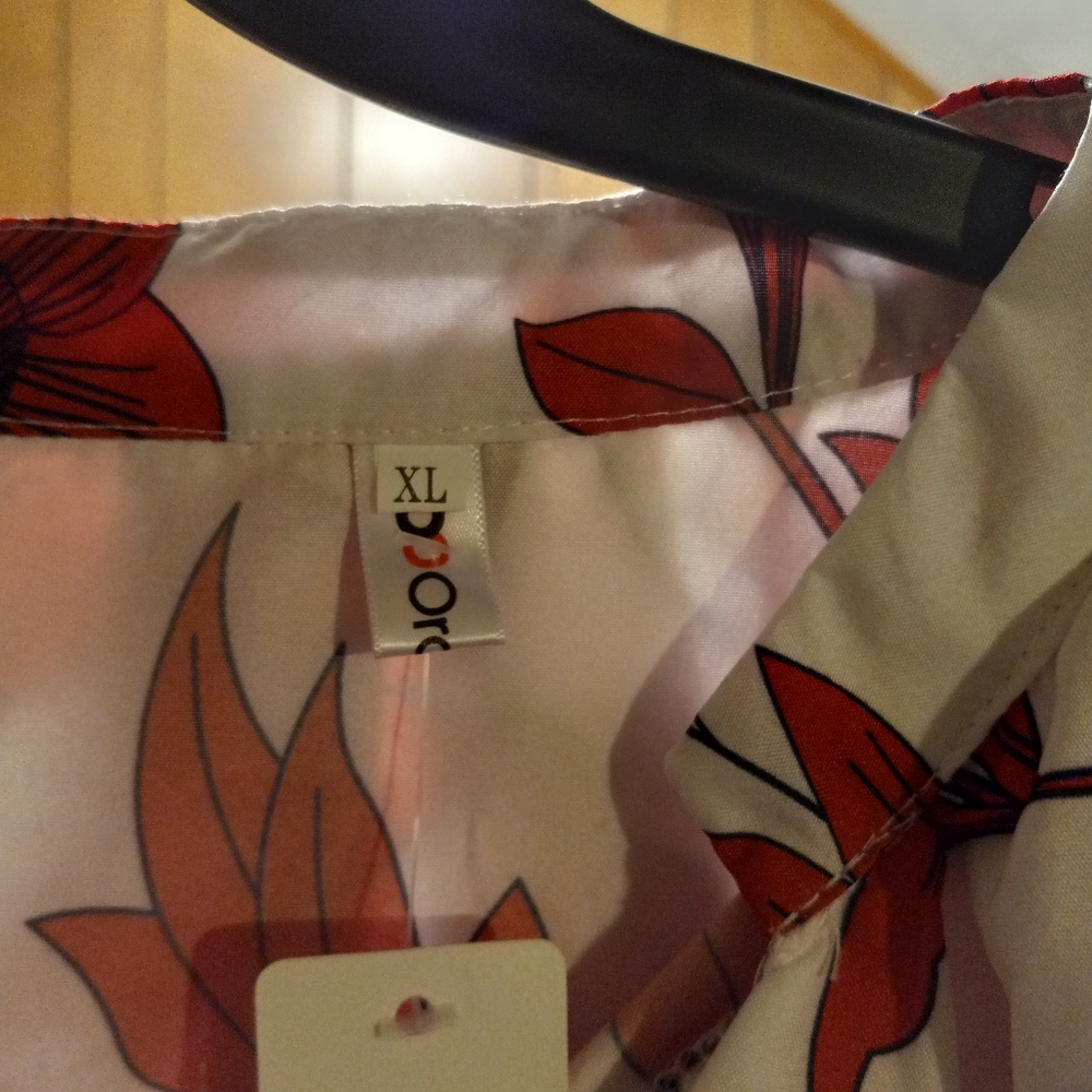 Red and white shirt/duster